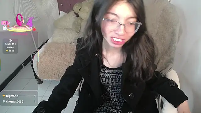 alllyson  online show from 10/08/25, 08:39