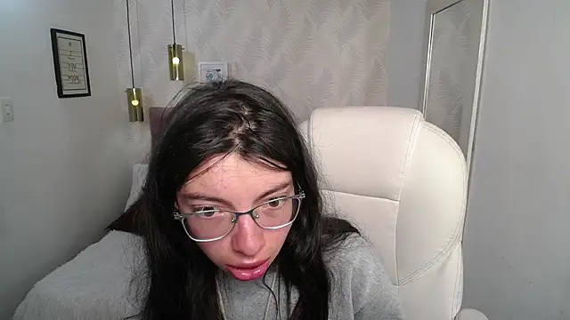 alllyson  online show from 01/09/26, 07:37