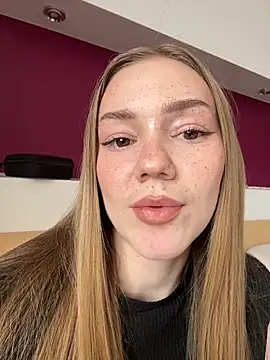 MilaMoone online show from 03/26/26, 10:21