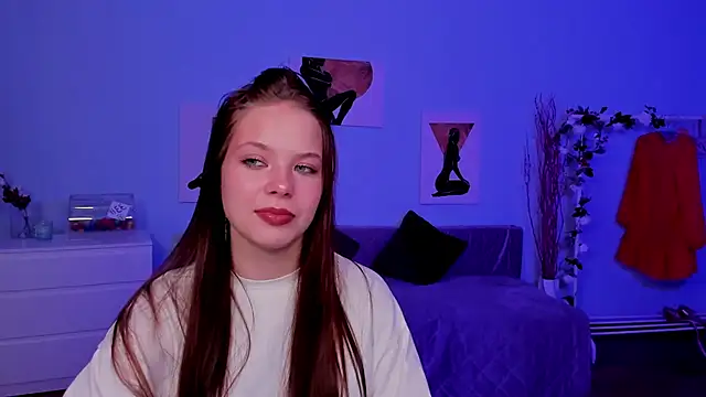 BetsyKiss online show from 10/22/25, 05:19