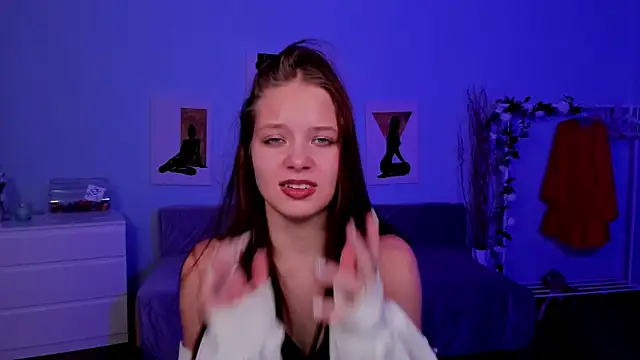 BetsyKiss online show from 11/22/25, 05:12