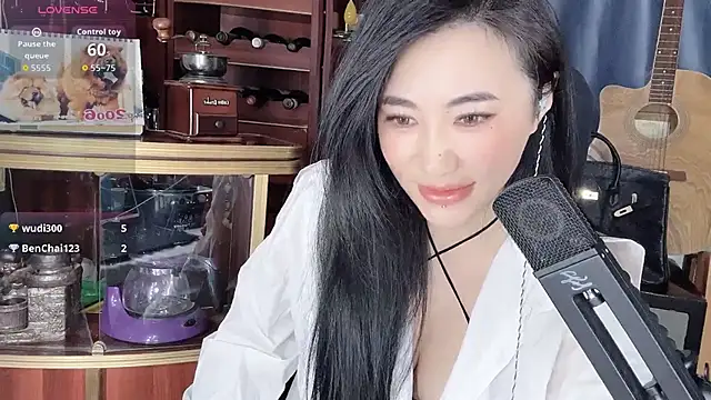 A-Lin-666 online show from 09/19/25, 05:53