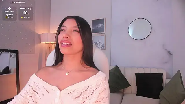 Tiffany Low online show from 01/18/26, 02:21