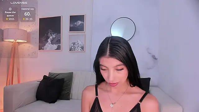 Tiffany Low online show from 01/19/26, 01:37