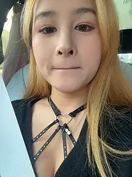 yuki june online show from 12/03/25, 08:00