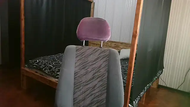 Snapshot of EthelsLover chatting on 06/23/26, 10:35 EthelsLover online show from 06/23/26, 10:35