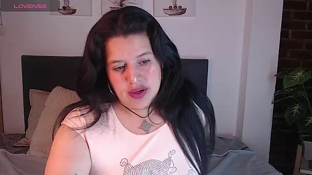 Andrea secret  online show from 11/03/25, 02:07