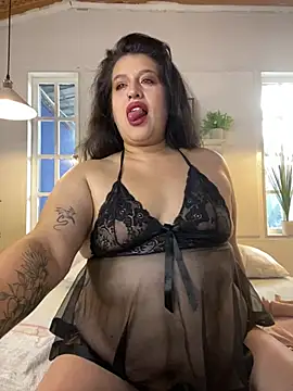 Snapshot of Andrea_secret_ chatting on 06/02/26, 02:41 Andrea secret online show from 06/02/26, 02:41