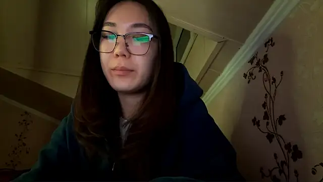 Snapshot of marry_dreams chatting on 10/11/25, 02:15 marry dreams online show from 10/11/25, 02:15