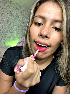 EMILIIA RICHTER   online show from 11/03/25, 05:58