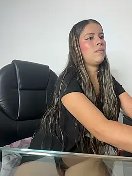 EMILIIA RICHTER   online show from 01/17/26, 11:48