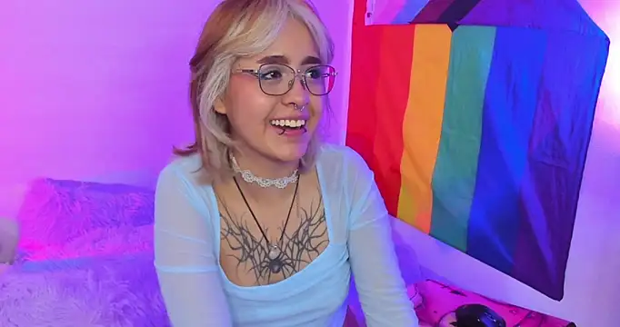 NekoWaifu online show from 09/26/25, 12:31