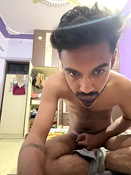 Siddharth8970 online show from 10/28/25, 04:31