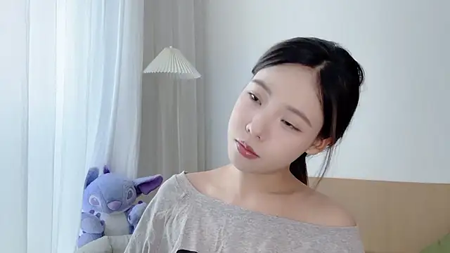 Meng 777 online show from 10/10/25, 07:51