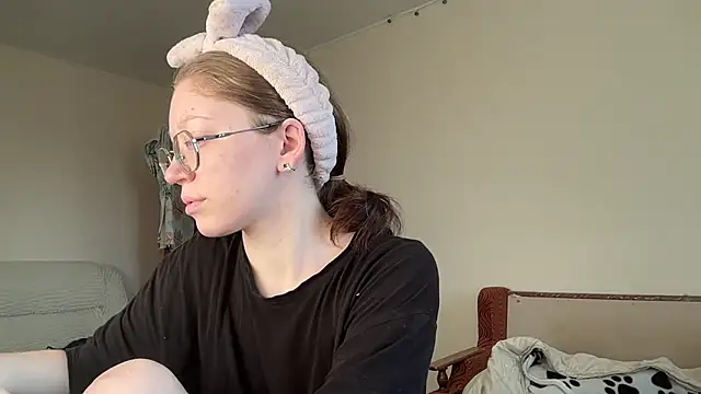 MargarettNewbie online show from 09/26/25, 04:16