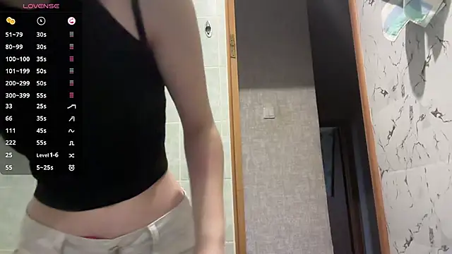 MargarettNewbie online show from 10/17/25, 04:04