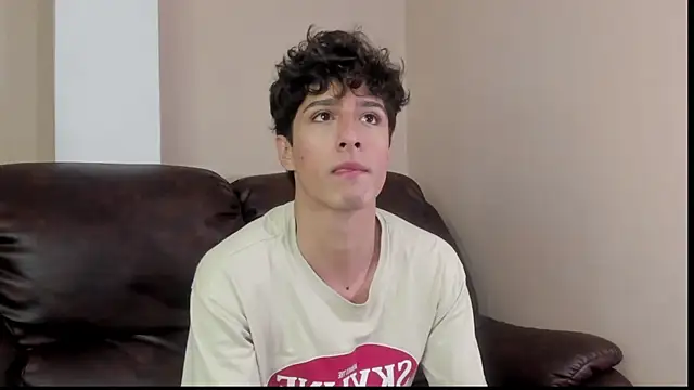 Xam Collen online show from 12/02/25, 03:40