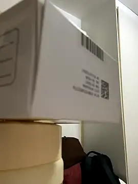 Snapshot of priscila_luv chatting on 11/14/25, 12:42 priscila luv online show from 11/14/25, 12:42