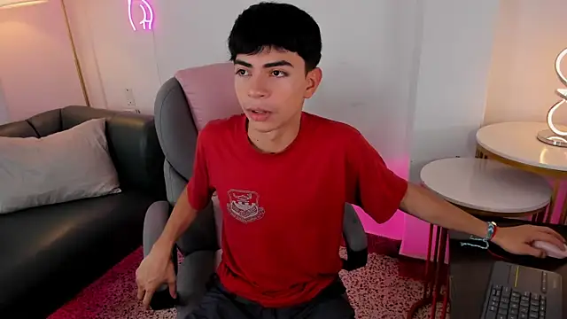 Peter chase online show from 11/11/25, 06:19