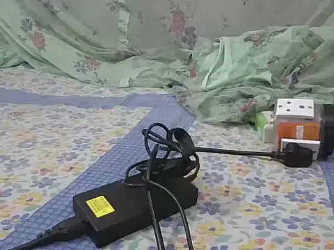 hornyboy4321q online show from 11/27/25, 05:09