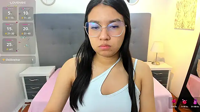 chaneelstark online show from 11/09/25, 04:00