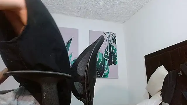 jaico santos online show from 10/18/25, 10:43