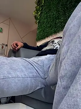 tomy hot20 online show from 11/07/25, 09:26