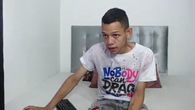 dylandevilx online show from 10/29/25, 06:53