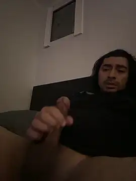 fifthbase007 online show from 10/31/25, 02:07