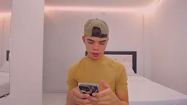 Zacktorres  online show from 02/07/26, 10:57