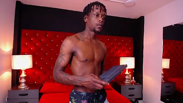 Snapshot of SkylerBigxxx chatting on 10/29/25, 07:15 SkylerBigxxx online show from 10/29/25, 07:15