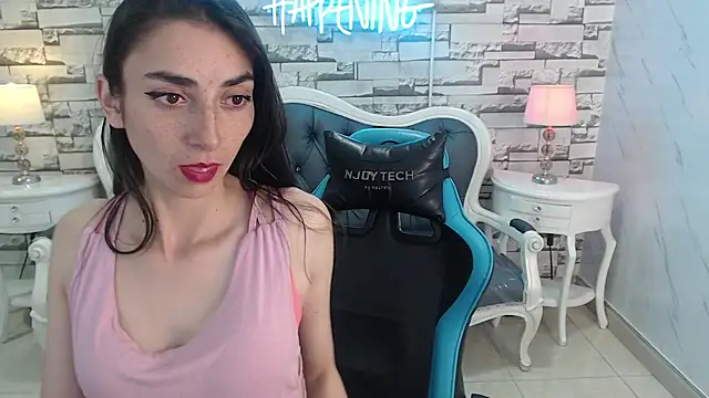 Maily a  online show from 09/23/25, 04:04