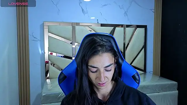 Maily a  online show from 02/24/26, 02:53