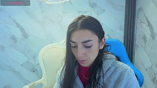 Maily a  online show from 03/28/26, 02:55