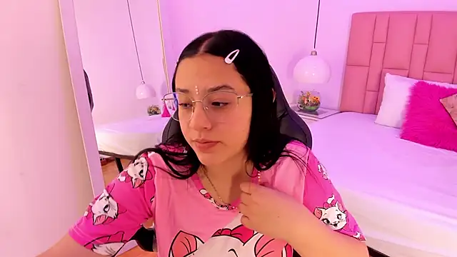 Amy Ferreira online show from 01/06/26, 05:11