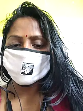 Jasmine Januja online show from 01/12/26, 06:07