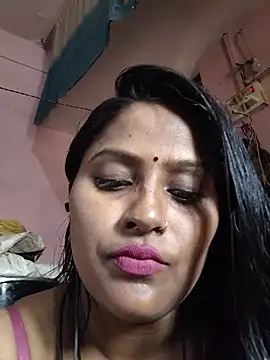 Snapshot of Jasmine_Januja chatting on 06/01/26, 01:51 Jasmine Januja online show from 06/01/26, 01:51