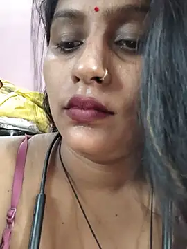 Snapshot of Jasmine_Januja chatting on 06/05/26, 02:18 Jasmine Januja online show from 06/05/26, 02:18