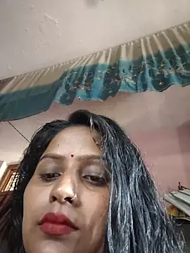 Snapshot of Jasmine_Januja chatting on 06/15/26, 02:36 Jasmine Januja online show from 06/15/26, 02:36