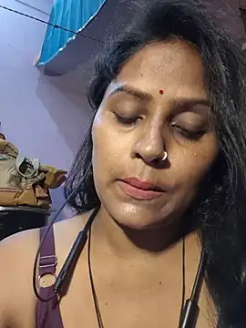 Snapshot of Jasmine_Januja chatting on 06/19/26, 03:38 Jasmine Januja online show from 06/19/26, 03:38