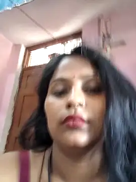 Snapshot of Jasmine_Januja chatting on 06/21/26, 05:10 Jasmine Januja online show from 06/21/26, 05:10