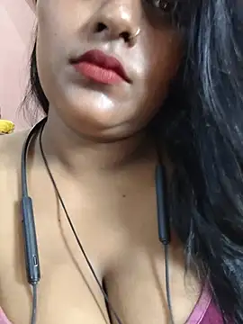 Snapshot of Jasmine_Januja chatting on 07/06/26, 01:57 Jasmine Januja online show from 07/06/26, 01:57
