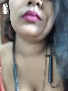 Snapshot of Jasmine_Januja chatting on 07/22/26, 02:25 Jasmine Januja online show from 07/22/26, 02:25