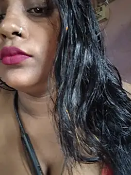 Snapshot of Jasmine_Januja chatting on 07/31/26, 02:55 Jasmine Januja online show from 07/31/26, 02:55