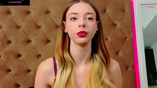 CoraVex online show from 01/06/26, 05:11