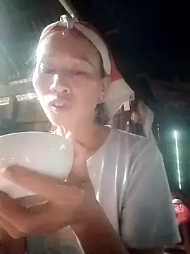 donna-bae online show from 09/18/25, 11:51