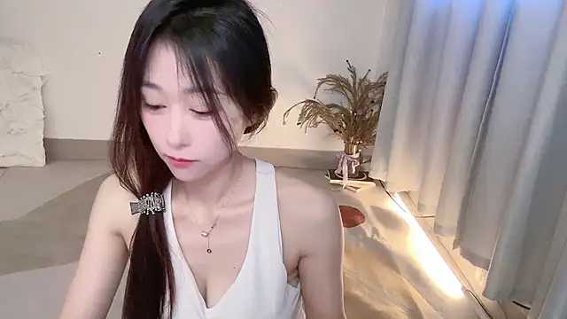 ai-ai-mi online show from 09/20/25, 02:23