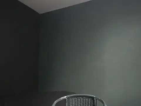 Snapshot of guesswhatbitch chatting on 10/11/25, 06:34 guesswhatbitch online show from 10/11/25, 06:34