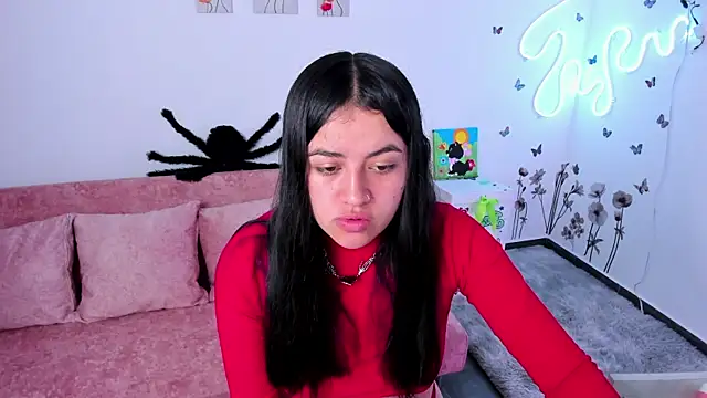 lilielou  online show from 01/06/26, 04:32