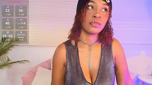 alessia moon1 online show from 11/26/25, 12:39